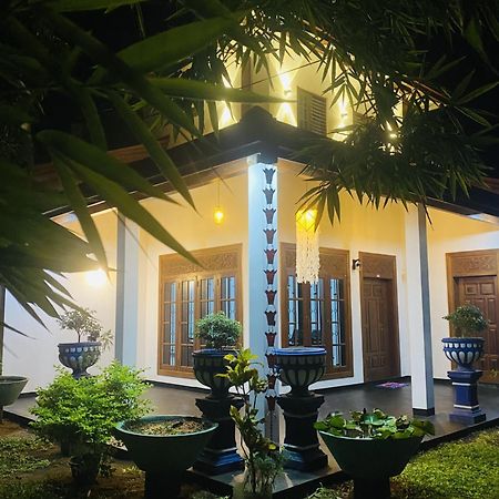 Udara Guest - Yala Safari Villa Ngoại thất bức ảnh