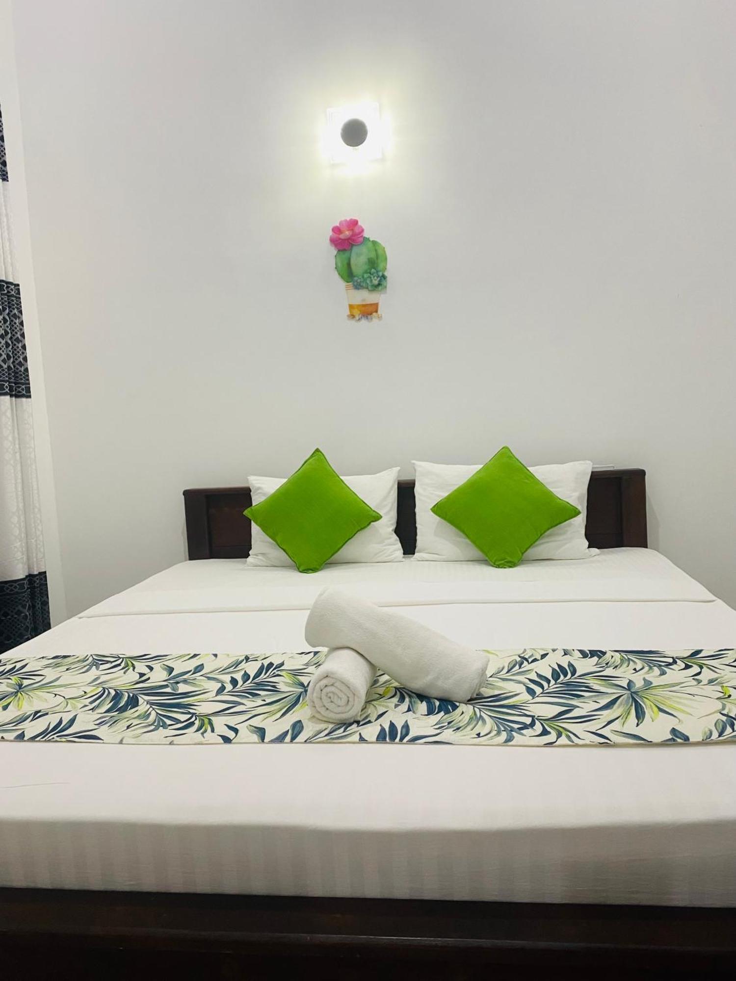 Udara Guest - Yala Safari Villa Ngoại thất bức ảnh